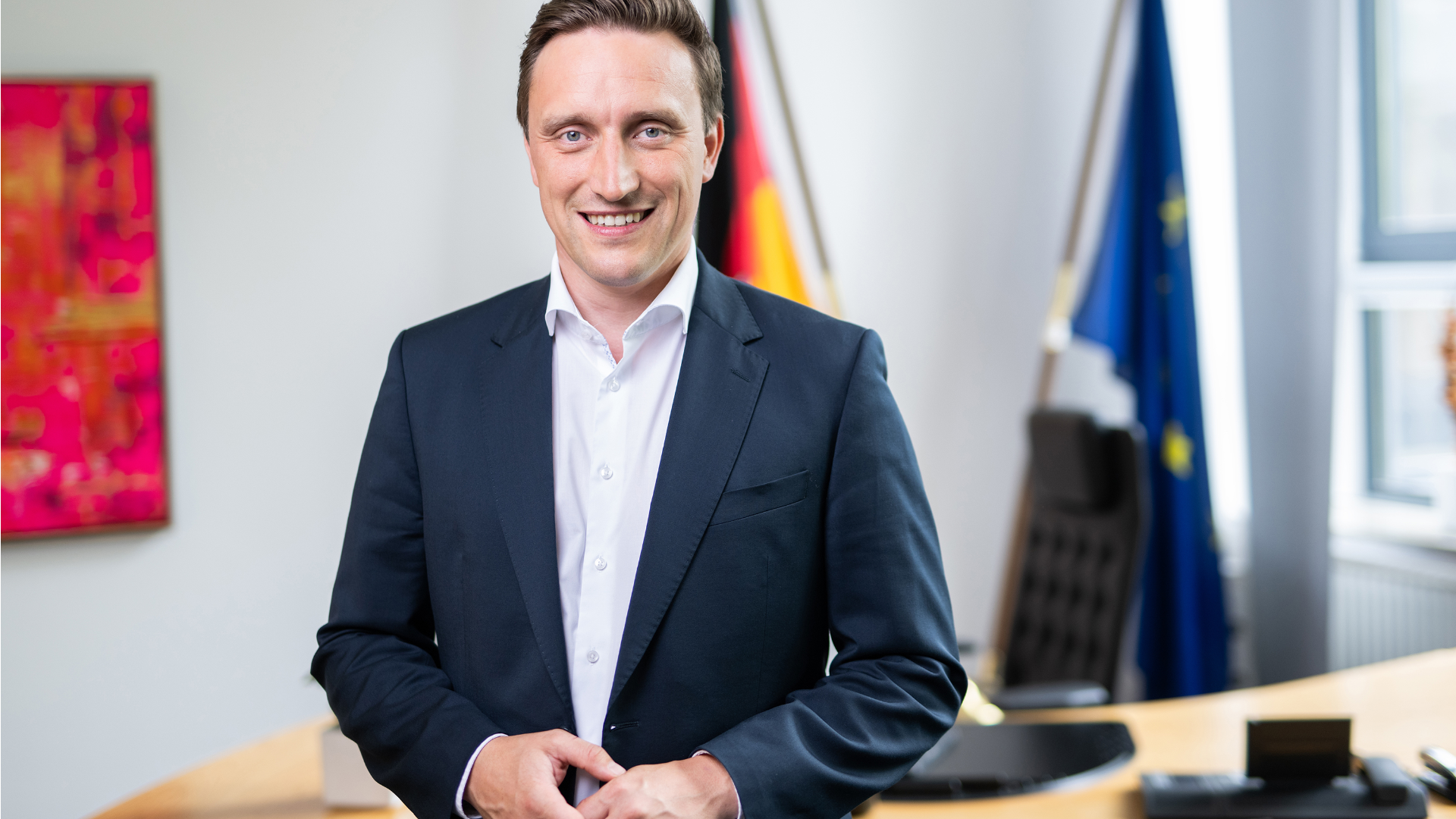 Sebastian Lechner spricht beim Bezirksparteitag 2025